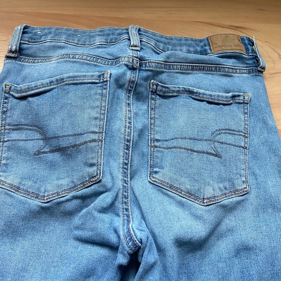 2 Pairs of American Eagle Jeans - Picture 3 of 16